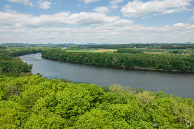 Red Rock Wilderness Overlook Regional Park in Potomac Station neighborhood.