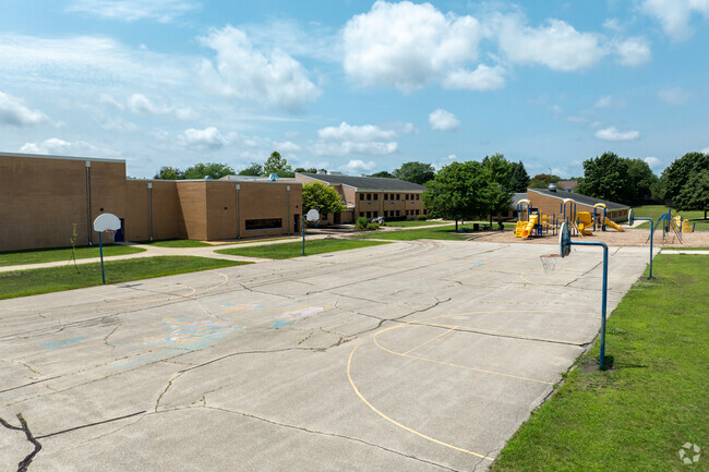 Steck Elementary School offers a space where all people can learn and thrive.