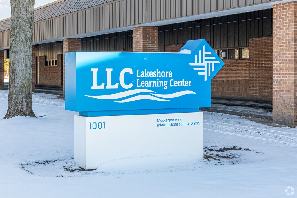 Lakeshore Learning Center is located in Muskegon, Michigan.