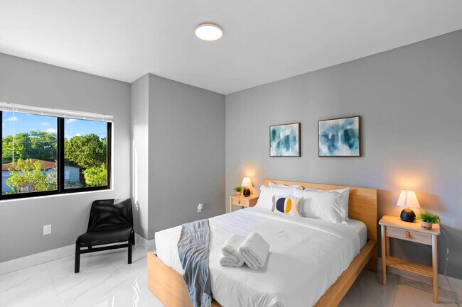 1540 NW 46th St unit ID1254770P, Miami, FL 33142 - photo 5