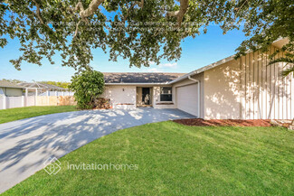 1321 64th St W, Bradenton, FL 34209