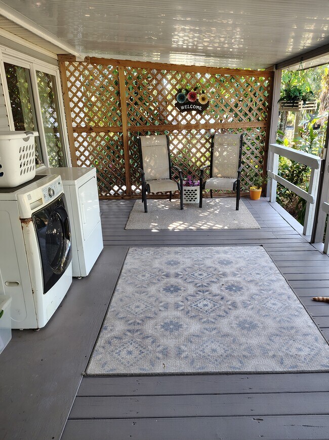 8001 Formby St unit 2, Riverview, FL 33578 - photo 6