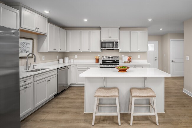 1838 Shannon Dr S unit 36143716, Greencastle, PA 17225 - photo 3