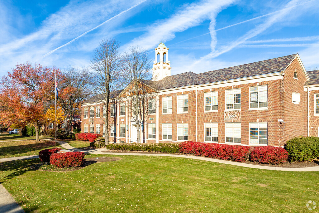 Kilbourne Middle School has experienced staff to assist students.