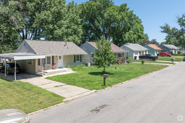 You'll find rows of the same style of homes in Elmwood Lafayette, Indiana.