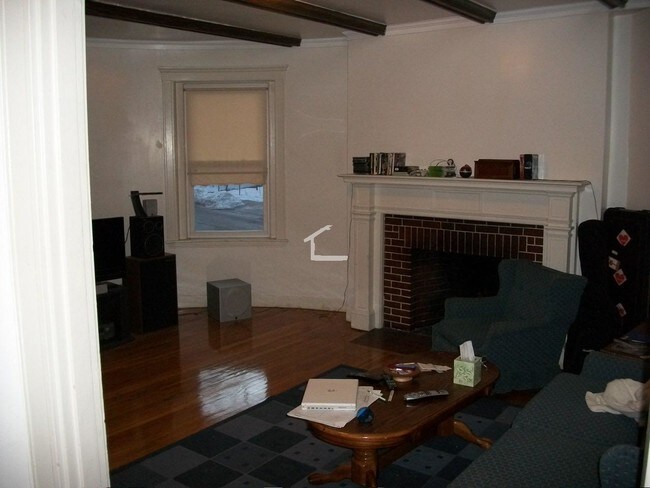 157 Thorndike St unit 3, Brookline, MA 02446 - photo 4