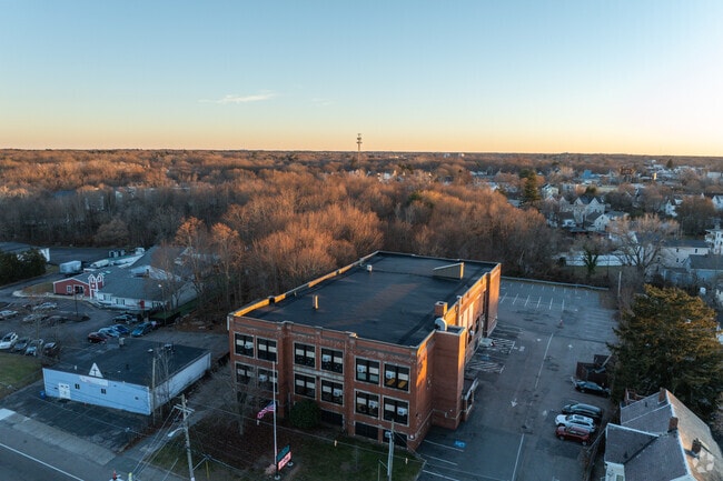 Brockton residents love attending the Edison Academy in Brockton.