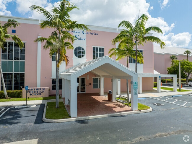 Lighthouse Christian School is a great institution for elementary and middle school programs.