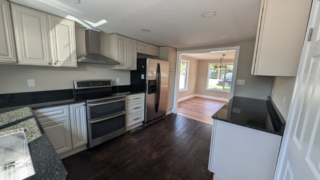 24 Clark St, Franklin, NH 03235 - photo 3