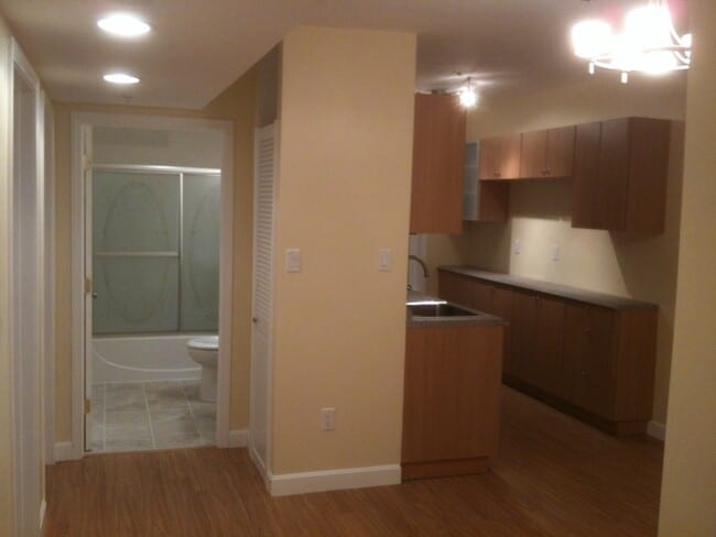 20 Eden St, Worcester, MA 01609 - photo 7