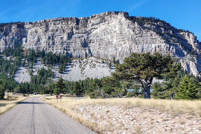 The mountains in Augusta offer unforgettable views.