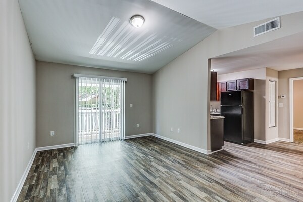 Sterling Glen Apartments, Norcross, GA 30093 - photo 7