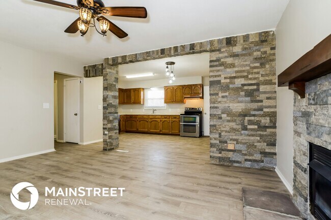 1914 Willow St, Higginsville, MO 64037 - photo 5