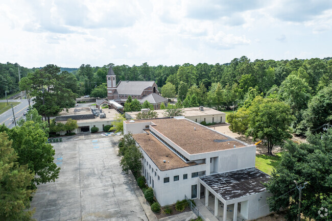 Presbyterian Christian emphasizes community involvement and bonds among students and families.