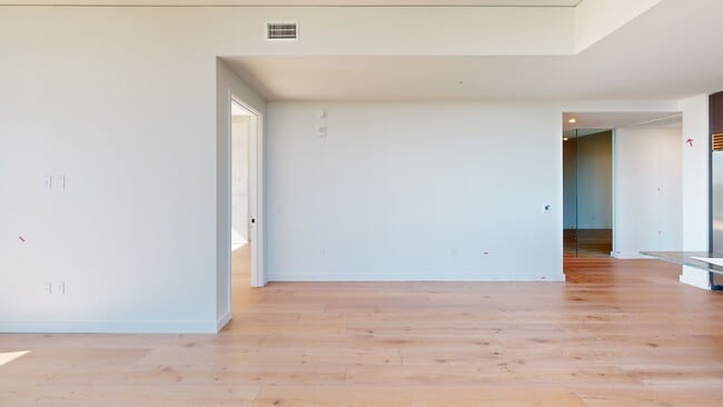 The Modern Austin Residences unit 3801, Austin, TX 78701 - photo 2