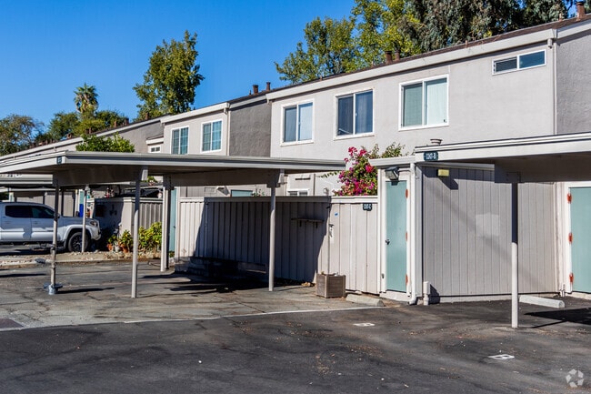 It's common to find a variety of condominiums in Princess Park.