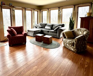 13530 Scatter Ridge Rd Unit Scenic Scatter Ridge Apt, Athens, OH 45701