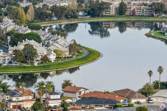 Foster City homes have easy access to the water.