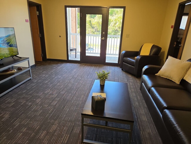 1695 N Lexington-Springmill Rd unit ID1356294P, Mansfield, OH 44906 - photo 5