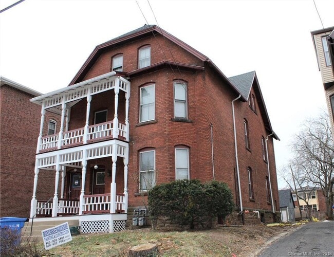 99 Hungerford St unit 2, Hartford, CT 06106 - photo 2