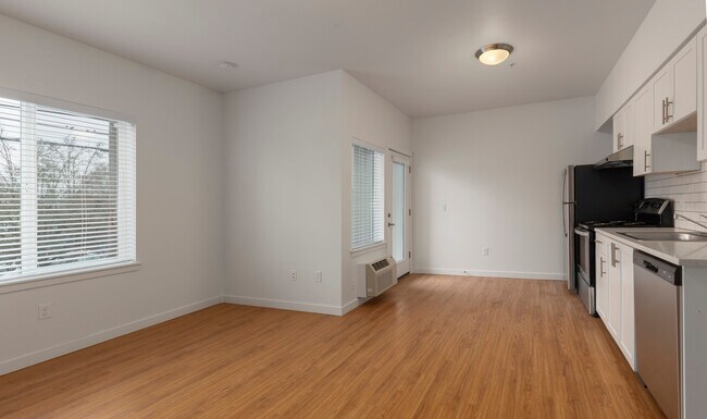 L39 Group, Portland, OR 97203 - photo 4
