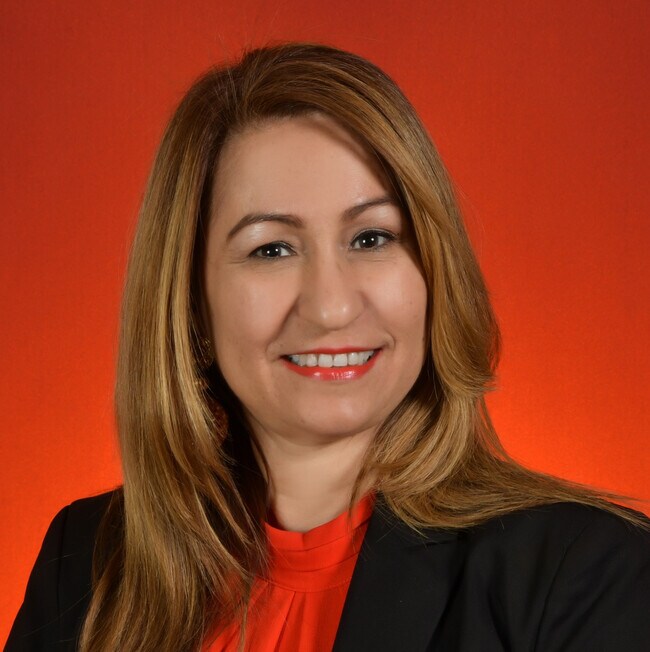 Agent Photo