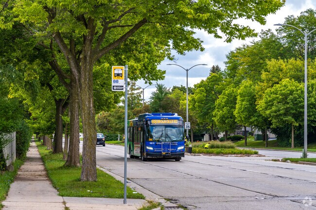Hop on the bus in Pheasant Run and be in downtown Milwaukee in 20 minutes.