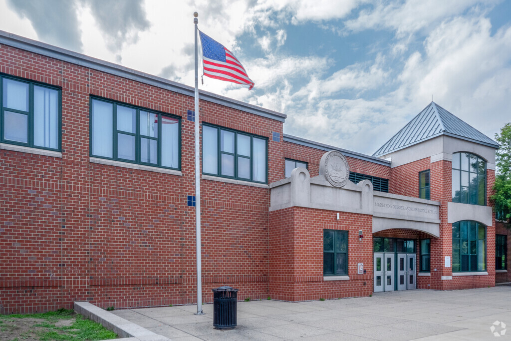 Andrews Middle School provides education for residents of the Medford Public School system.