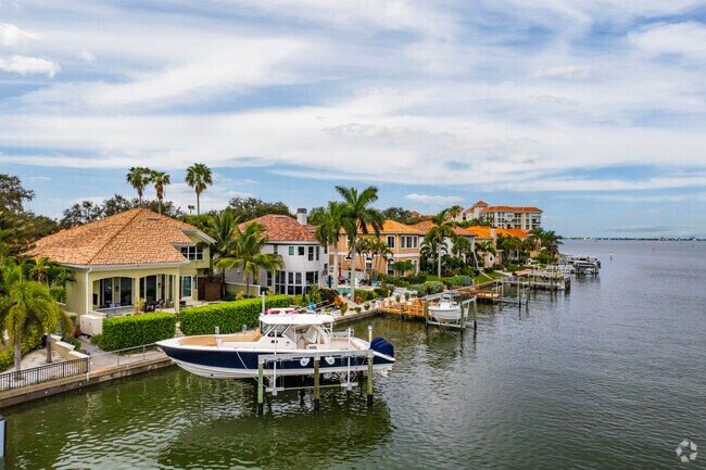 Dolphin Cay also has large, luxury homes with deep water docks for boats, near Maximo Moorings.