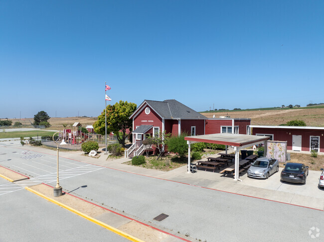 Lagunita Elementary in Salinas excels in reading with 65-69% proficiency.