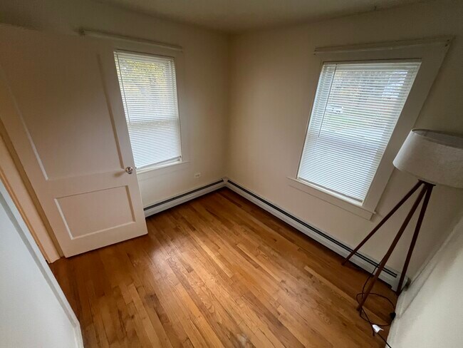 34 Miles St unit 2L, Millbury, MA 01527 - photo 5