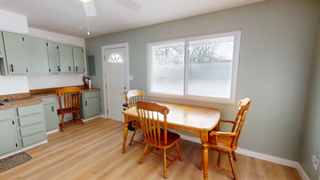 903 W 11th St, Marion, IN 46953 - photo 4