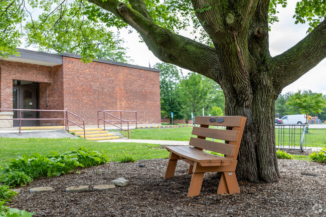 Lester Elementary School serves 551 students.
