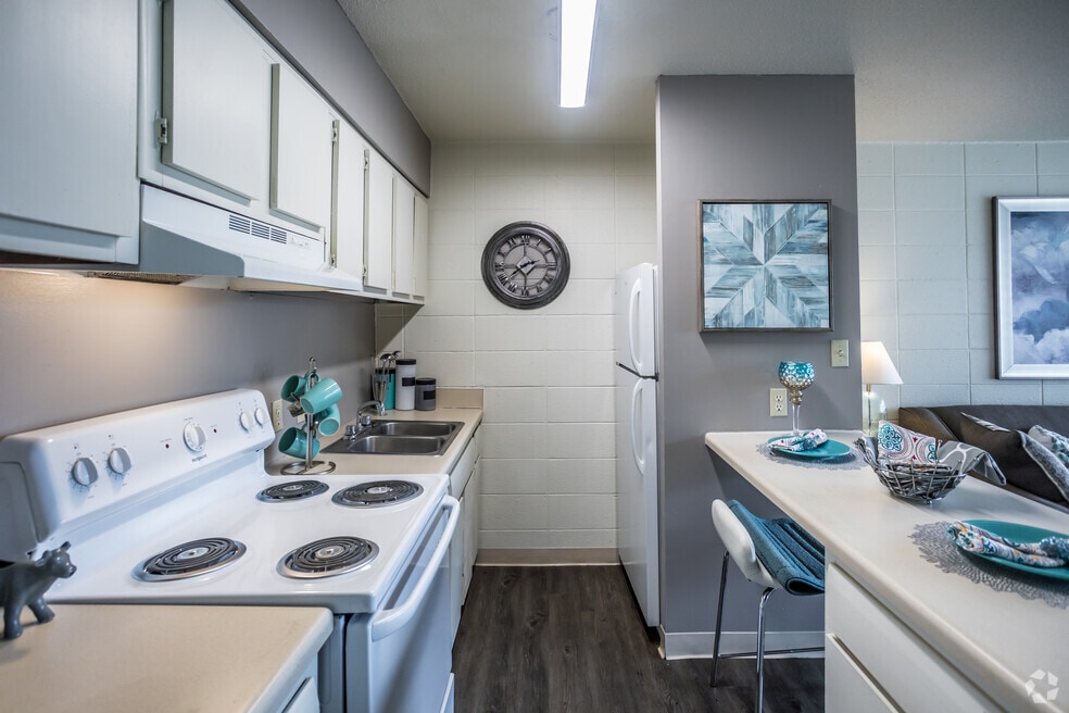 Edison Park, Memphis, TN 38105 - photo 1