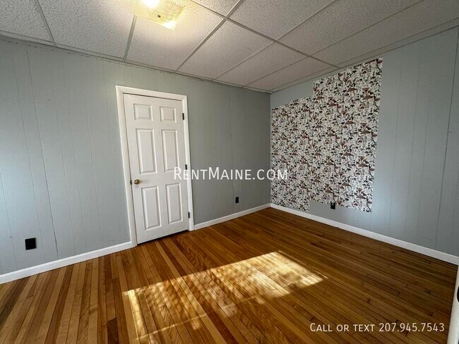 17 Edwards St unit 1, Waterville, ME 04901 - photo 5
