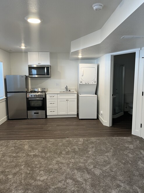 Washer and dryer included