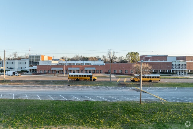 Tupelo Middle School was given an overall A rating from Niche