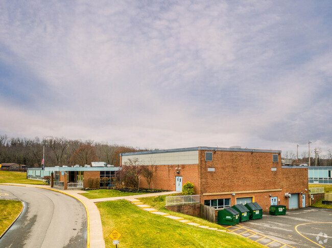 Hopewell Elementary is a public school for grades K-4 and is rated B- by Niche.