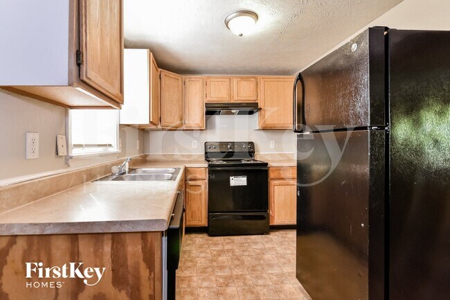 2229 W 58th St, Indianapolis, IN 46228 - photo 6