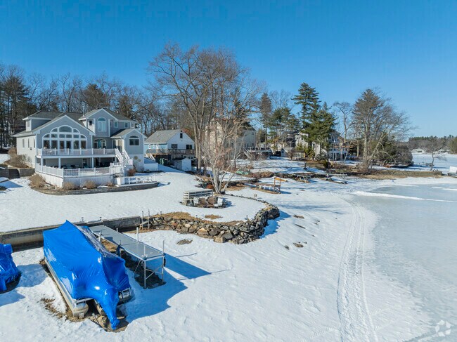 Lakeside living on Arlington Pond offers stunning views, peaceful waters and a perfect escape right at home.