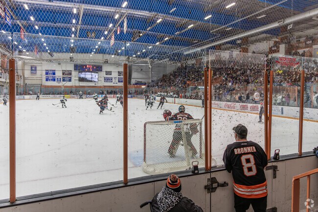 Catch the Danbury Hat Tricks in action at the Danbury Ice Arena.