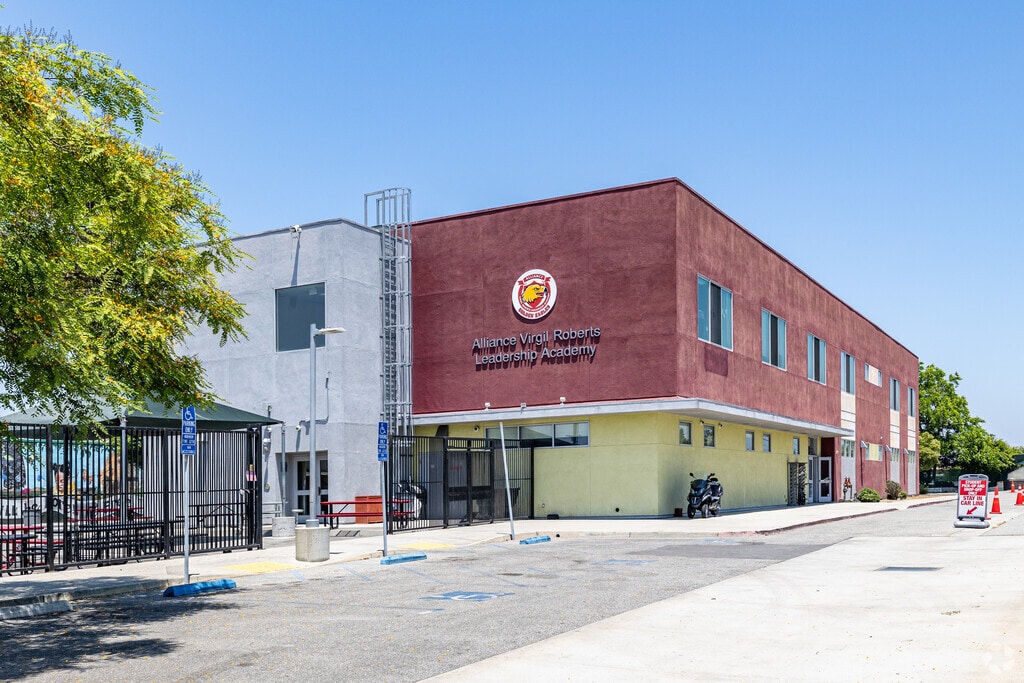 Los Angeles middle schoolers can attend Alliance Middle Academy, a free public charter school.
