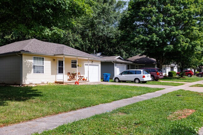 Most Ewing residents live in smaller homes constructed in the mid-1900s.