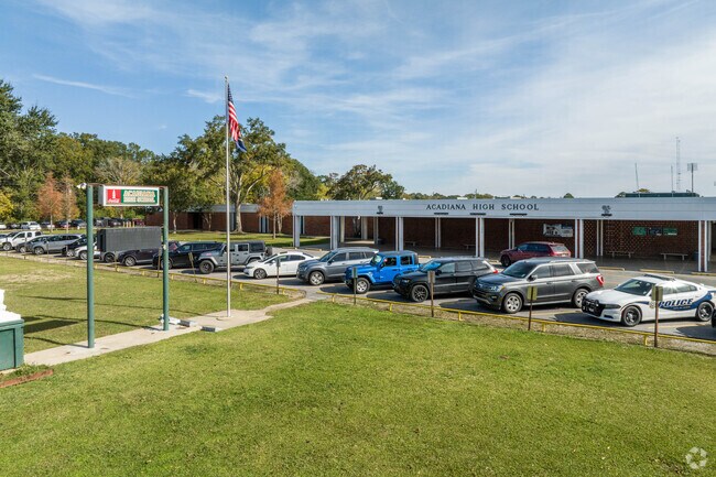 Acadiana High School offers classes for grades 9-12 in the Central Lafayette Parish community.