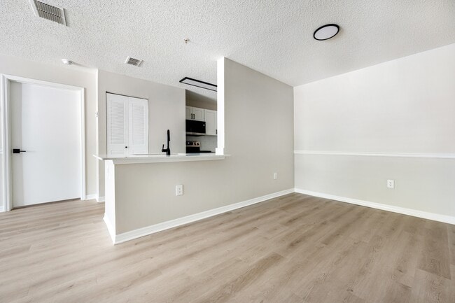 The Park at Valenza, Temple Terrace, FL 33637 - photo 6