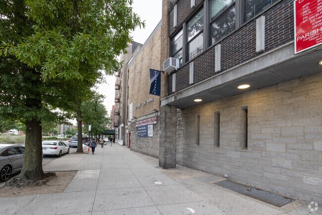 Christ the King Elementary School in The Bronx offers chess as an extracurricular activity.