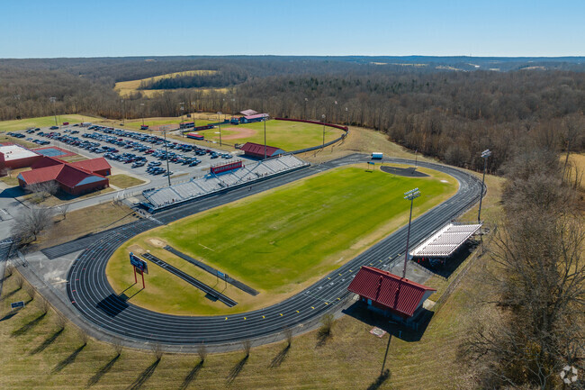 Creek Wood High School has football and track field in Charlotte.