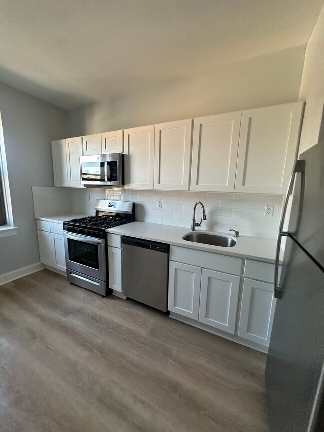 334 Main St, East Rutherford, NJ 07073