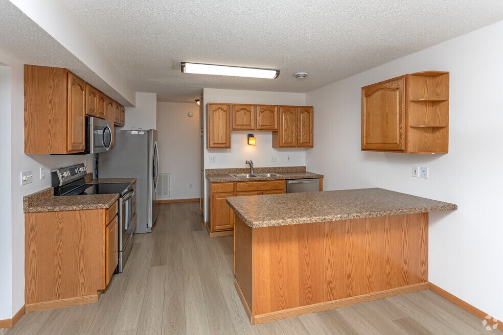 Times Square Townhomes, Grand Forks, ND 58201 - photo 1