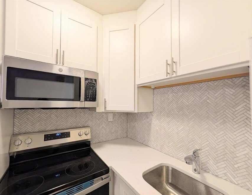 11 Cazenove St unit 2, Boston, MA 02116 - photo 1